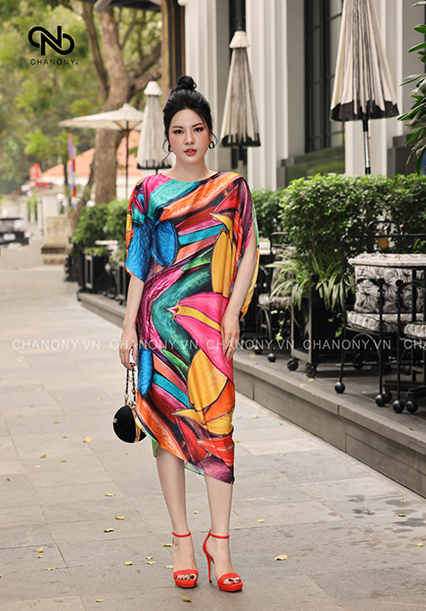 ĐẦM SUÔNG HỌA TIẾT KHỐI CỔ THUYỀN