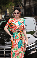 ĐẦM CAM HỌA TIẾT CỔ V