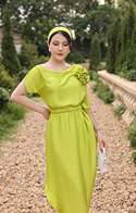 ĐẦM XANH LÁ TRƠN KHỐI CỔ THUYỀN